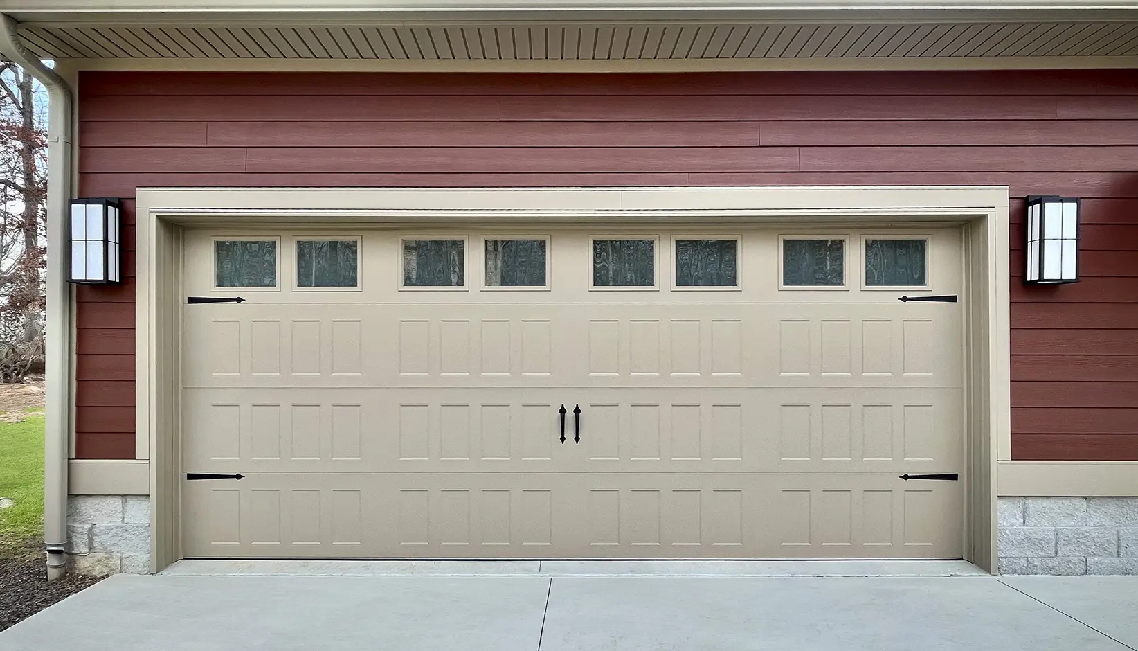 Bridgeport-Narrow-Plain-Windows-HD-TN Bridgeport Steel garage door